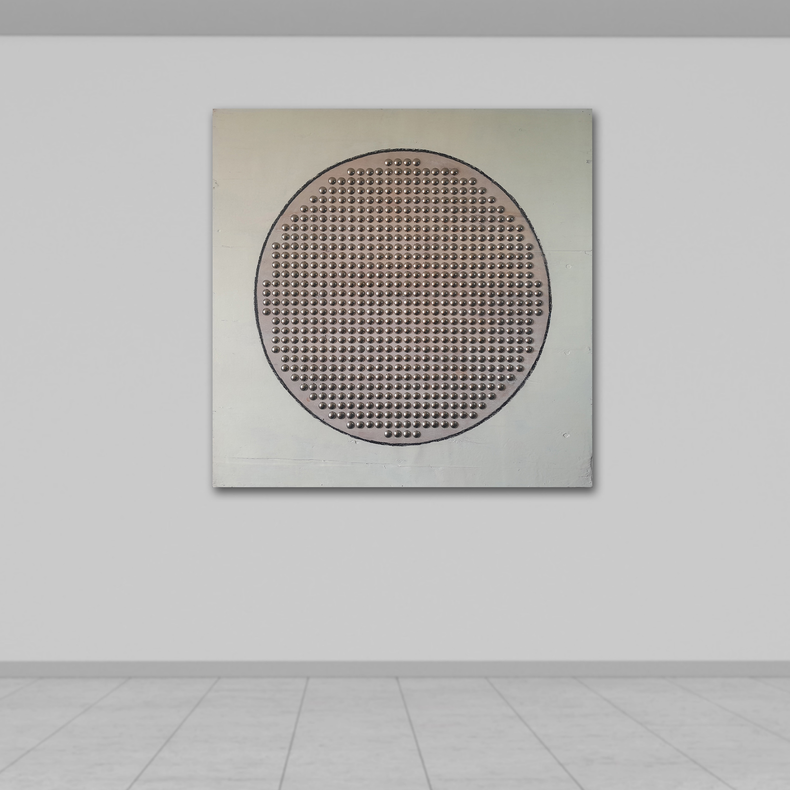 1360 Silver dots over white